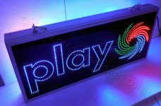 Επιγραφές ΟΠΑΠ play με τεχνολογία led.