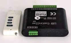 RGB led controller 5V 3x8A, πλευρά εισόδου data συγχρονισμού.