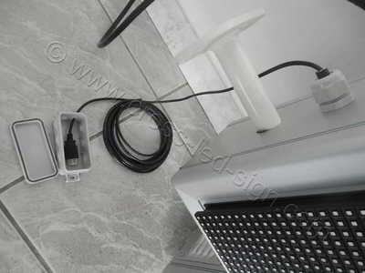 Θύρα επικοινωνίας USB σταυρού φαρμακείου 70 εκατοστών RGB μέσω καλωδίου 5μ. Θύρα επικοινωνίας USB σταυρού φαρμακείου 70 εκατοστών RGB μέσω καλωδίου 5μ.