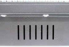 Η ταμπέλα επιγραφή led 64x16 εκατοστών, διαθέτει αεραγωγούς σε όλο το μήκος της επιγραφής, στην κάτω πλευρά.
