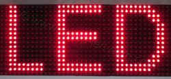 Ταμπέλα επιγραφή led 256x16 με πολύ φωτεινά λαμπάκια led, σε διάταξη ανά 10 χιλιοστά από κέντρο σε κέντρο led.