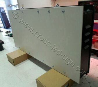 Ταμπέλα led 64x32 πίσω πλευρά επιγραφής. Ταμπέλα led 64x32 πίσω πλευρά επιγραφής.